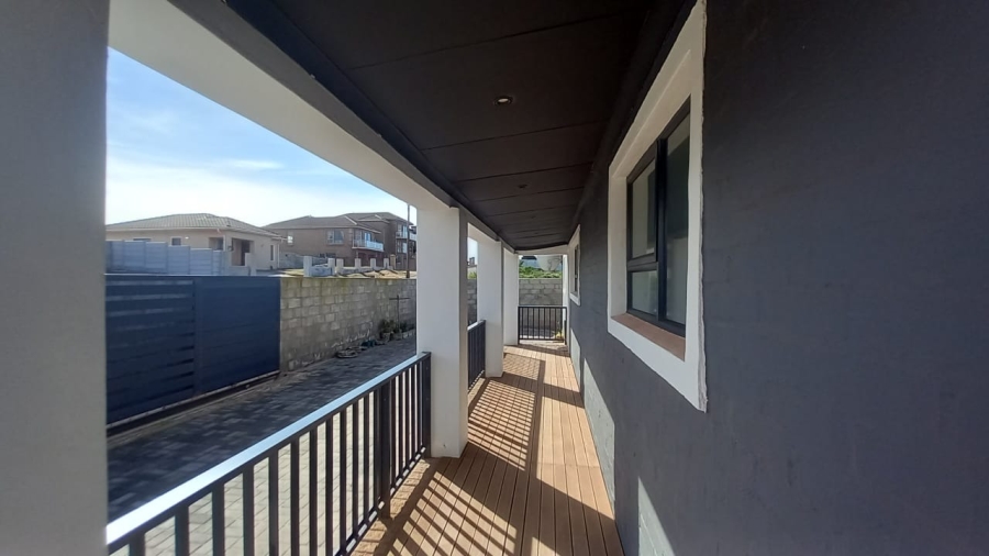 2 Bedroom Property for Sale in Vredenburg Western Cape